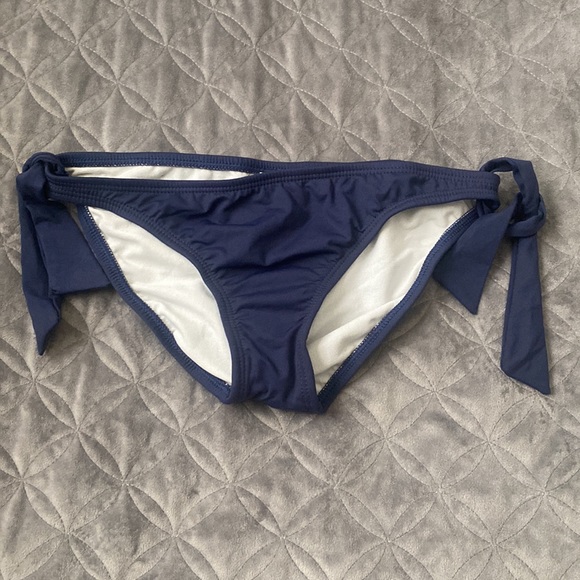 Lot of 5 swimsuit bottoms - Picture 6 of 11